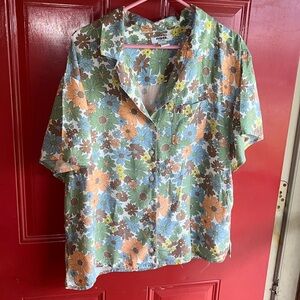 Women’s RSQ Size Extra Large Vintage Floral Button Up Short Sleeve Blouse Top